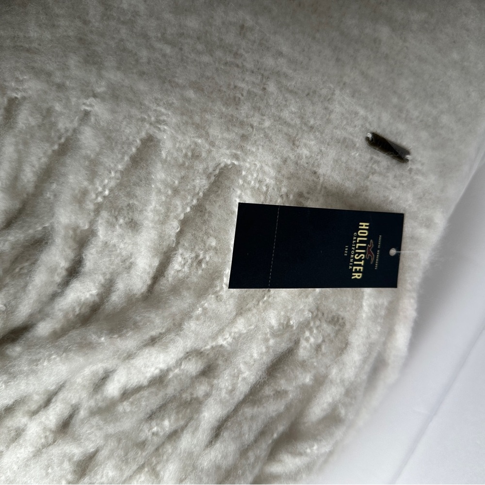 Hollister Oversized Ivory Fringed Winter Scarf 73x19 Cozy & Soft